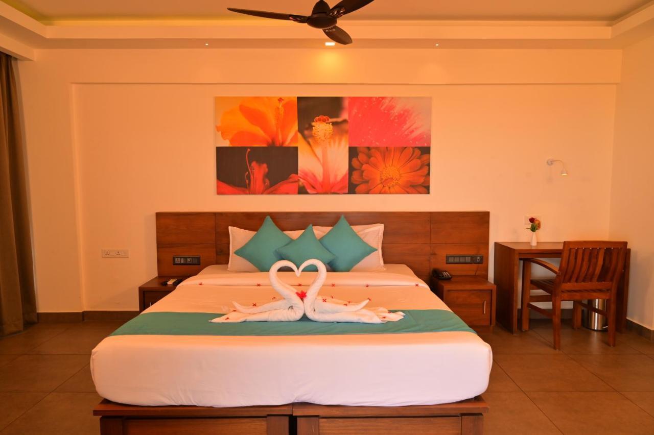 Aadisaktthi Leisure Resort, Kovalam Thiruvananthapuram Zewnętrze zdjęcie