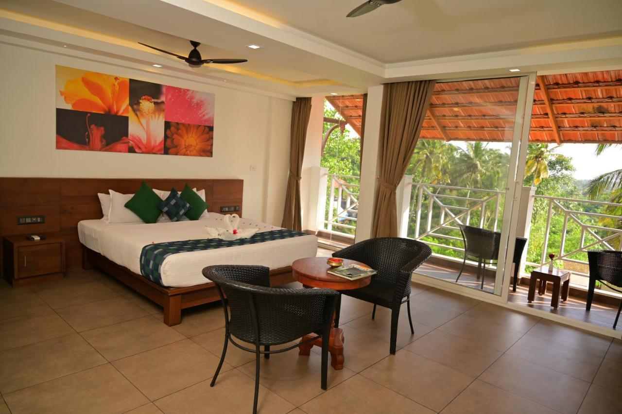 Aadisaktthi Leisure Resort, Kovalam Thiruvananthapuram Zewnętrze zdjęcie