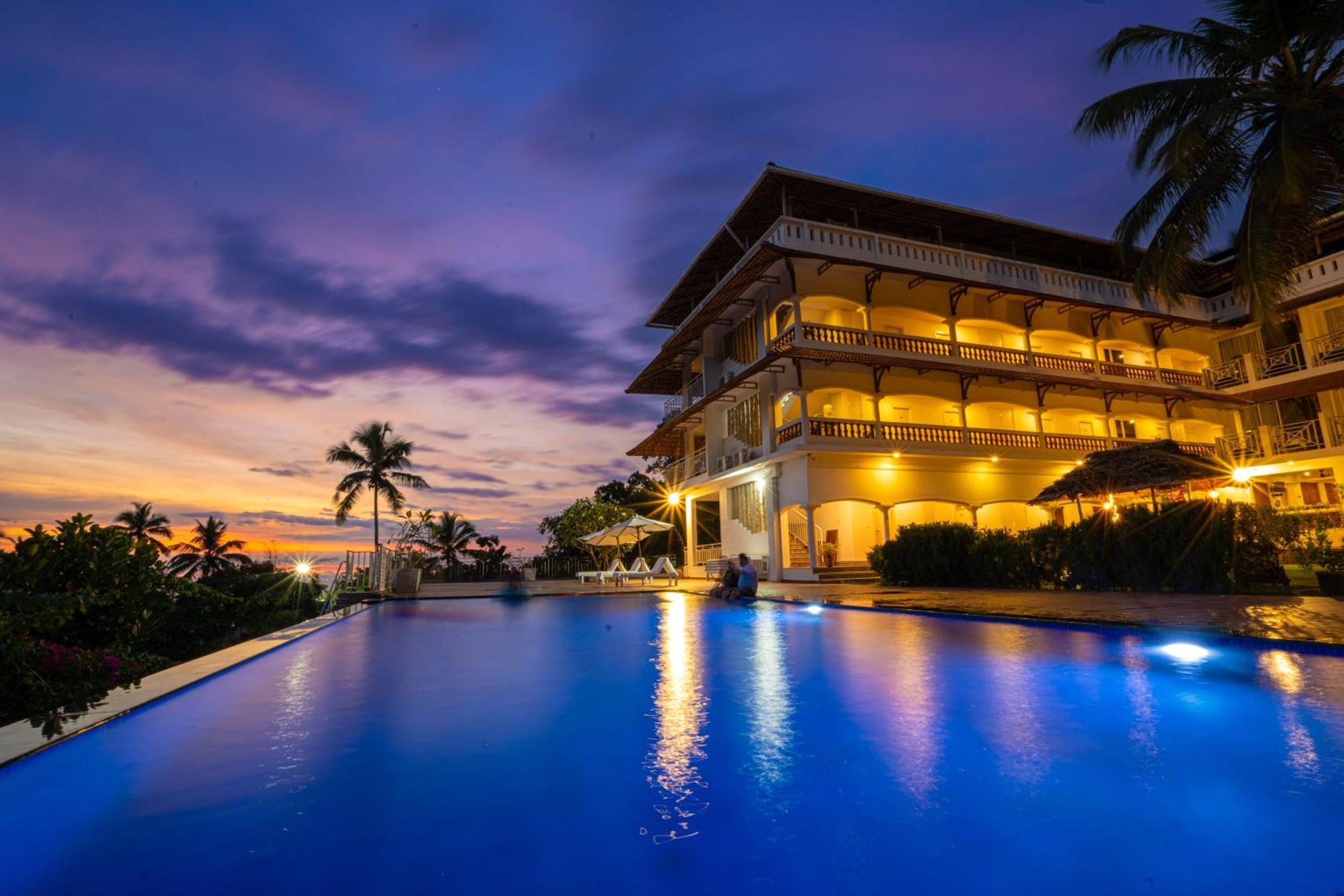 Aadisaktthi Leisure Resort, Kovalam Thiruvananthapuram Zewnętrze zdjęcie