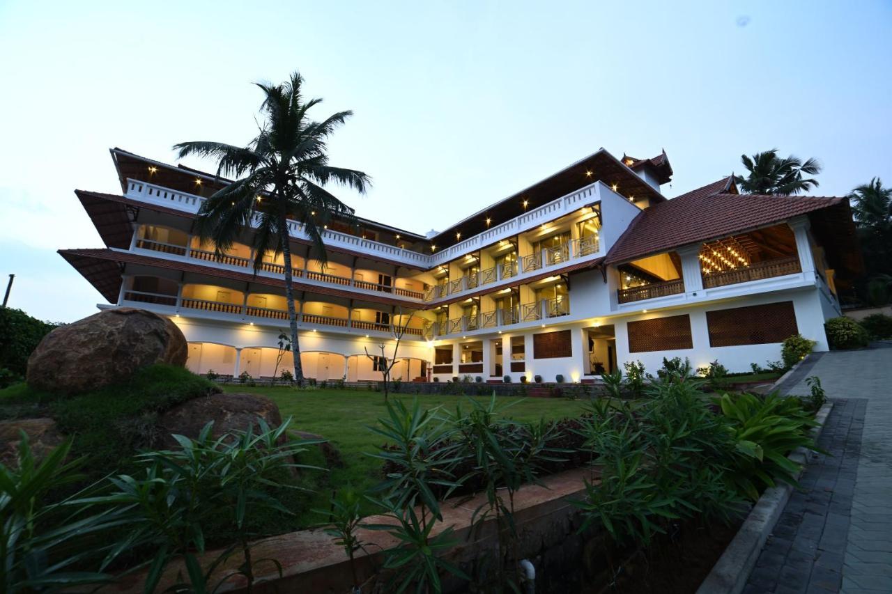 Aadisaktthi Leisure Resort, Kovalam Thiruvananthapuram Zewnętrze zdjęcie